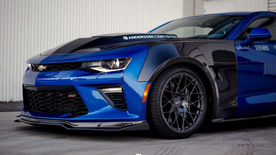 Детали экстерьера Chevrolet Camaro SS by Anderson Composites 2018 года  (фото 13 из 17)
